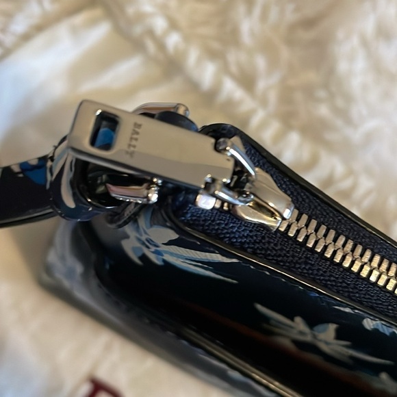 Bally wrislet - Picture 9 of 15